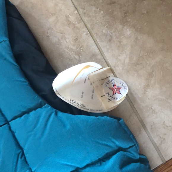 Vintage NWT Reversible Down Filled Vest - Picture 7 of 7